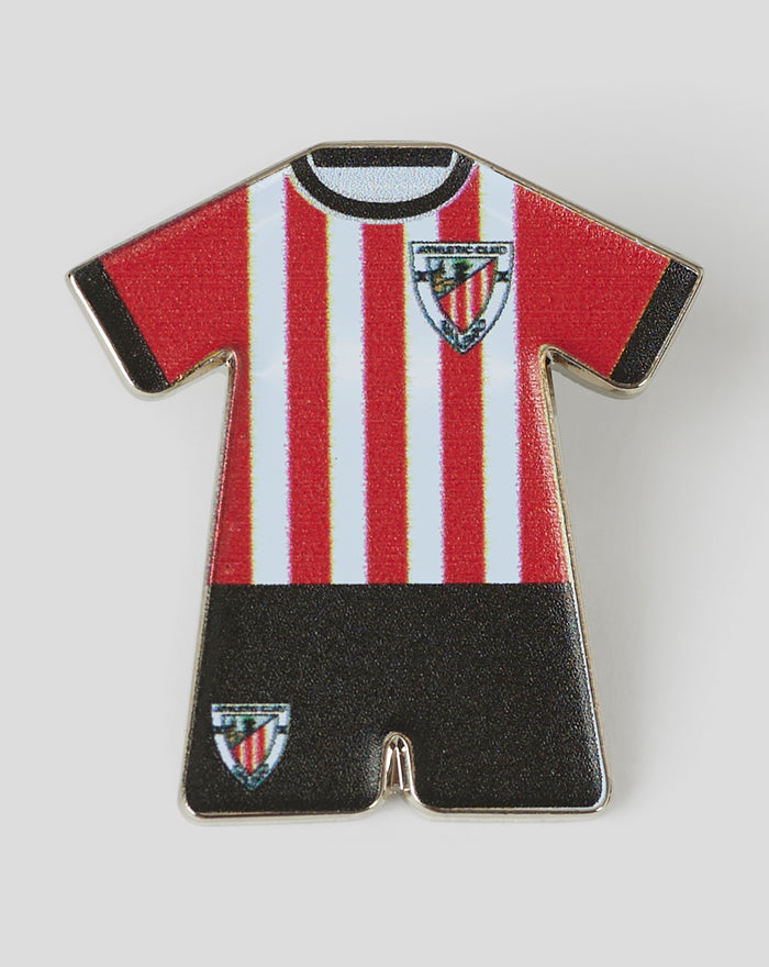 Pin en forma de camiseta retro a rayas rojas y blancas con escudo del Athletic Club