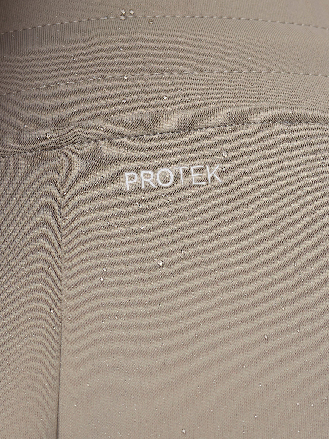 Joggeurs de plongée gris