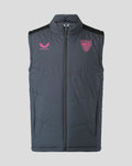 Mens sleeveless bench gilet in dark grey with a pink club crest on the left chest and a full front zipper.